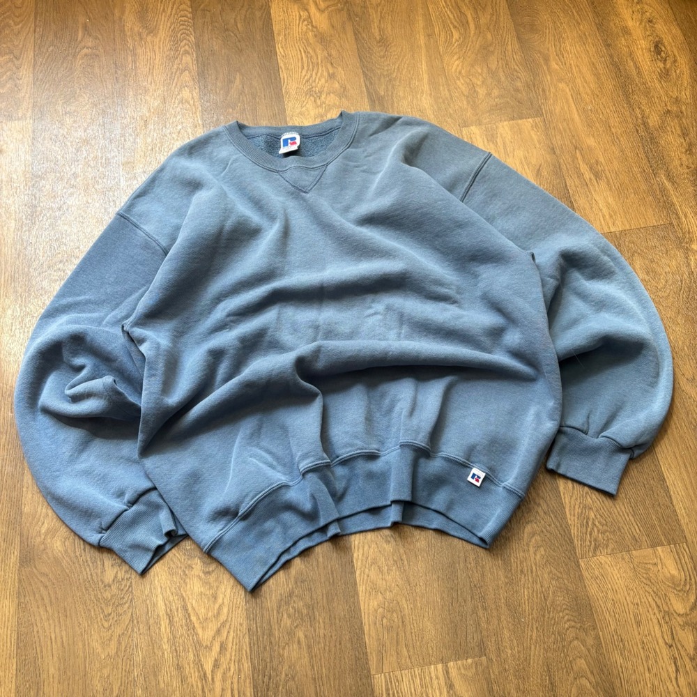 Vintage Y2K Sportswear Russell Atheltics Gray Blue Pullover Crewneck Sweatshirt